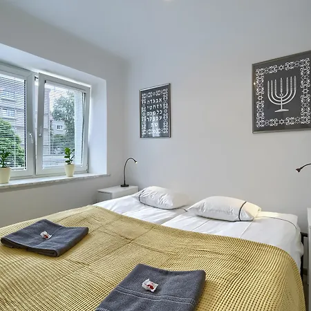 Polin Old Jewish Quarter- Yesapartments Warsaw