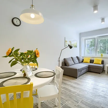 Polin Old Jewish Quarter- Yesapartments Warsaw
